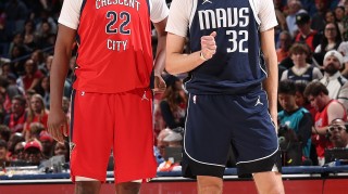 开云APP-未来可期！13号秀奎恩5项数据均列新秀前五&amp;仅他和弗拉格能做到