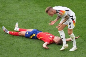 开云官网-临危受命传射建功！德甲出品奥尔莫让德国心碎