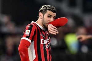 意媒：如果坎比亚索离队，尤文将尝试签下特奥