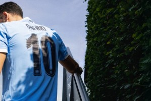 开云下载-新10号能否证明自己？22岁谢尔基花曼城4200万，英超7分钟斩首球