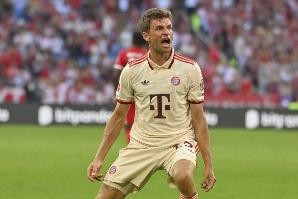 图片报：洛杉矶FC准备向穆勒发起新报价，但球员本人尚未最终决定