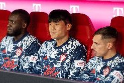 开云官网-德媒盘点拜仁问题：右后卫薄弱&amp;凯恩替补难寻，想卖人但未获报价